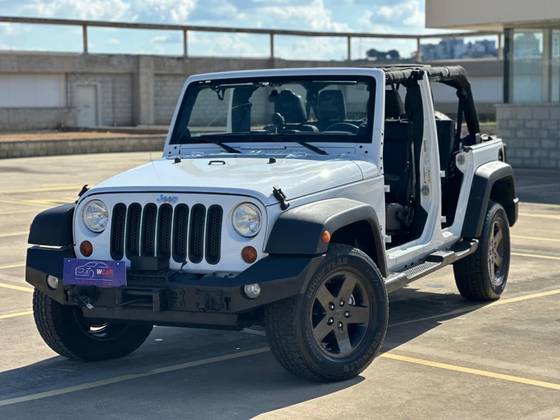 JEEP WRANGLER 3.6 UNLIMITED SPORT 4X4 V6 GASOLINA 4P AUTOMÁTICO JEEP WRANGLER 3.6 UNLIMITED SPORT 4X4 V6 GASOLINA 4P AUTOMÁTICO
